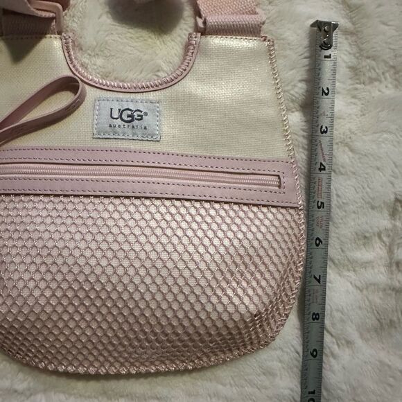 UGG  - Picture 11 of 14